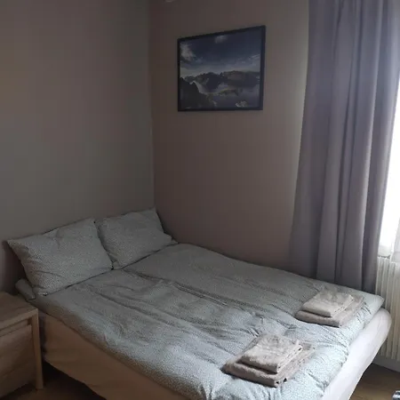 Super In Center Apartment *